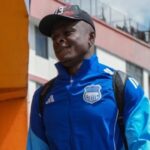 Revelan el salario del Tin Angulo en Emelec y los La revelación de la fortuna que percibe José 'Tin' Angulo en el Club Sport Emelec desata la furia de los hinchas debido a su discreto rendimiento deportivo.