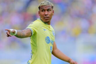 Roger Martinez sigue en racha goleadora y reclama El delantero atraviesa un momento imparable y envía un mensaje contundente al técnico Néstor Lorenzo para las próximas convocatorias.