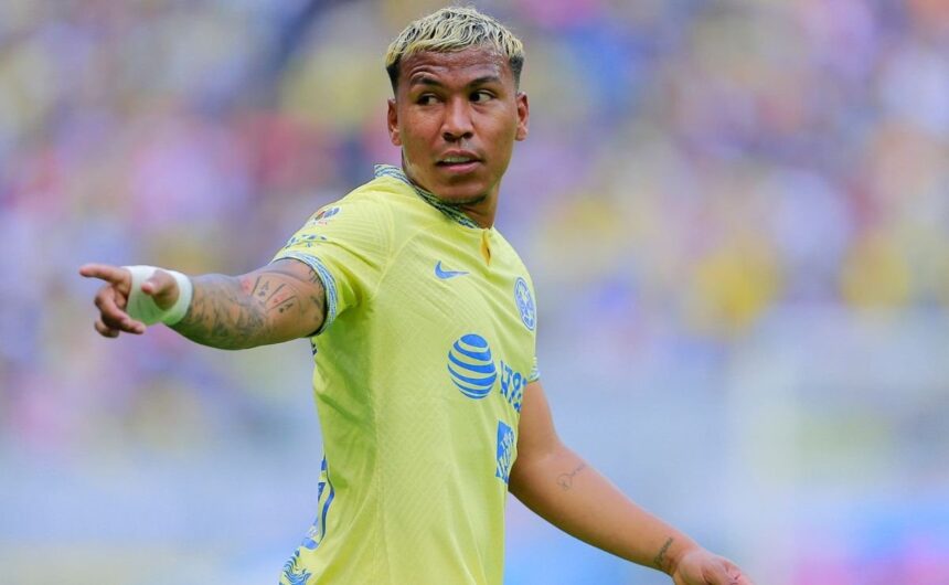 Roger Martinez sigue en racha goleadora y reclama El delantero atraviesa un momento imparable y envía un mensaje contundente al técnico Néstor Lorenzo para las próximas convocatorias.