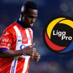 Se le quieren cruzar Barcelona tenia atado a Viti El Ídolo del Astillero tenía prácticamente cerrado el fichaje de Vitinho, pero un equipo grande de Ecuador se interpone en las negociaciones por el brasileño.