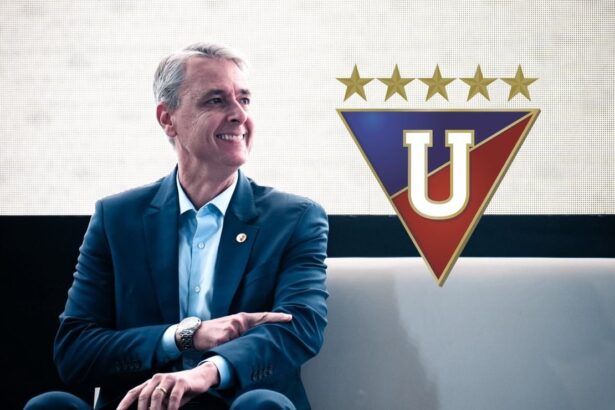 Sonrie Tiago Nunes Tres refuerzos mas llegaran a El estratega de Liga de Quito, Tiago Nunes, recibirá tres nuevos jugadores para fortalecer el plantel de los 'Albos' en la presente temporada.