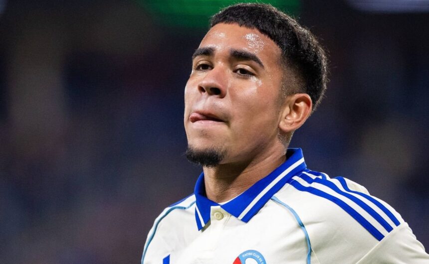 Todo Ecuador conmocionado Kendry Paez sera nuevo Fuerte rumor sacude el mercado: la joya de la Selección Ecuatoriana, Kendry Páez, estaría cerca de unirse a River Plate de Argentina.