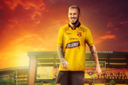 Ultima hora La oferta que acepto Dario Benedetto El goleador argentino Darío Benedetto tendría todo acordado para sumarse a Barcelona SC. Un refuerzo de jerarquía para el ataque del Ídolo este 2024.