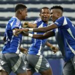 Urgente Emelec podria recibir una segunda sancion El Club Sport Emelec atraviesa una crisis administrativa que podría derivar en una nueva sanción de puntos en la LigaPro, afectando su futuro en el torneo.