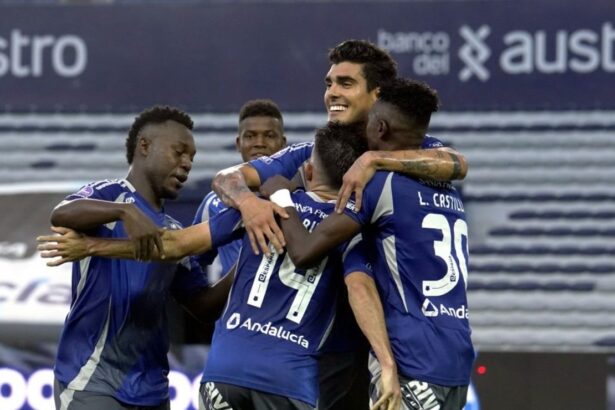 Urgente Jorge Guzman no es mas presidente de Emel La salida de Jorge Guzmán de la dirigencia del Club Sport Emelec desata una crisis que provocaría la salida inmediata de varios jugadores del plantel.