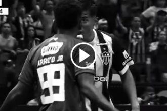 VIDEO Tuvieron que separarlos El feo choque ent Un momento de fricción se vivió en el fútbol brasileño entre Alan Franco y Keny Arroyo, quienes tuvieron que ser separados tras un inesperado incidente.