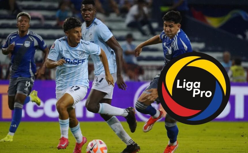 Aclaran el motivo para reprogramar el Emelec vs. U Se revelan las razones oficiales por las que el duelo entre el Club Sport Emelec y el Trencito Azul cambió de fecha en el calendario del fútbol ecuatoriano.