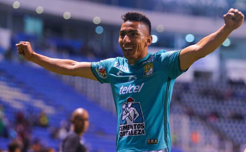 Angel Mena podria cambiar de equipo luego del Mund El futuro de Ángel Mena es una incógnita. Tras la cita mundialista, el histórico tricolor podría dejar su club y se especula con un retorno a la LigaPro.