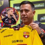 Cesar Farias toma una contundente decision con Dar El entrenador César Farías ha tomado una postura determinante sobre la situación de Darío Benedetto en Barcelona SC, impactando la planificación del club.