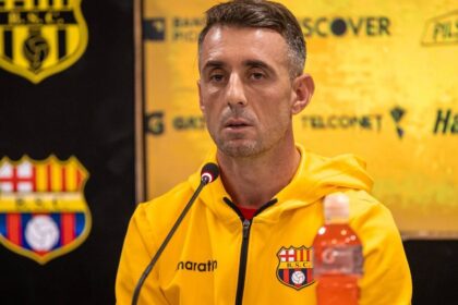 Damian Diaz salvo a Barcelona SC y tomo una decisi El histórico '10' canario, Damián Díaz, tomó una determinación clave que impacta el presente de Barcelona SC, generando debate en la hinchada amarilla.