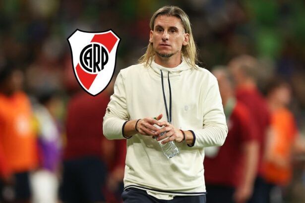 En Ecuador proponen a Sebastian Beccacece como DT Tras la salida de Marcelo Gallardo, aficionados ecuatorianos proponen que Sebastián Beccacece deje el mando de la Selección de Ecuador para dirigir a River.