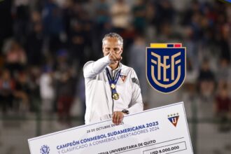 Fueron campeones juntos y ahora Liga de Quito le d La actual dirigencia de Liga de Quito tomaría una decisión determinante que afecta directamente a Esteban Paz tras su exitosa etapa en el club albo.