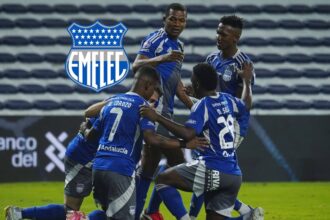 Gano la LigaPro y la Copa Sudamericana Este seria El Club Sport Emelec planea el futuro de su zaga central con un defensor que ostenta títulos de LigaPro y Sudamericana para la temporada 2026.