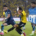 Guayaquil City le gano a Barcelona y ahora le quit Tras superar a Barcelona SC, Guayaquil City ahora compite directamente con Emelec por la contratación de un nuevo refuerzo para la temporada.