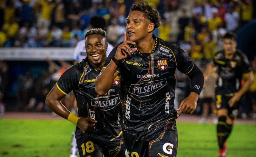 Guayaquil City vs. Barcelona Hinchas vuelven a pe Tras el duelo ante Guayaquil City, la afición de Barcelona SC mostró su descontento y señaló a varios futbolistas del esquema de César Farías.