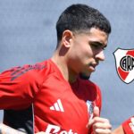 Kendry Paez ni ha jugado en River y ya marco un re La joya ecuatoriana, **Kendry Páez**, ha establecido una nueva marca en el fútbol de **Argentina** incluso antes de debutar oficialmente con **River Plate**.