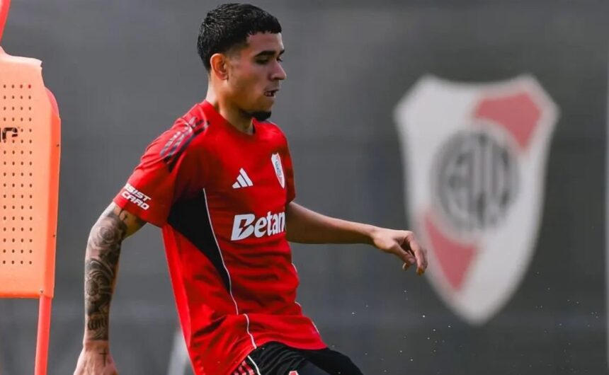 Kendry Paez recien llego a River pero revelan que Pese a su reciente llegada al equipo millonario, surgen reportes que vinculan a la joya ecuatoriana Kendry Páez con un nuevo destino futbolístico.