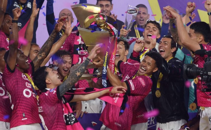 La LigaPro y Zapping Sports confirman los planes p Descubre los planes de LigaPro y Zapping Sports para la temporada 2026 y la situación de los derechos de televisión en el fútbol ecuatoriano.