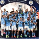 La estrella de la Champions League 20222023 que s El talentoso volante Jack Grealish confirmó una fractura en su pie que lo aleja de las canchas por el resto del año, dejando un vacío sensible en el Everton.