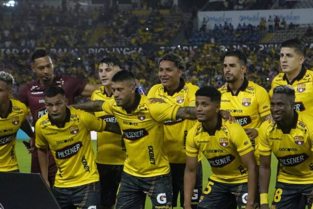 Largate. Los hinchas de Barcelona SC explotan c Tras la Noche Amarilla en Quito, la afición de Barcelona SC no perdonó el bajo nivel de uno de sus jugadores, exigiendo su salida inmediata del equipo.