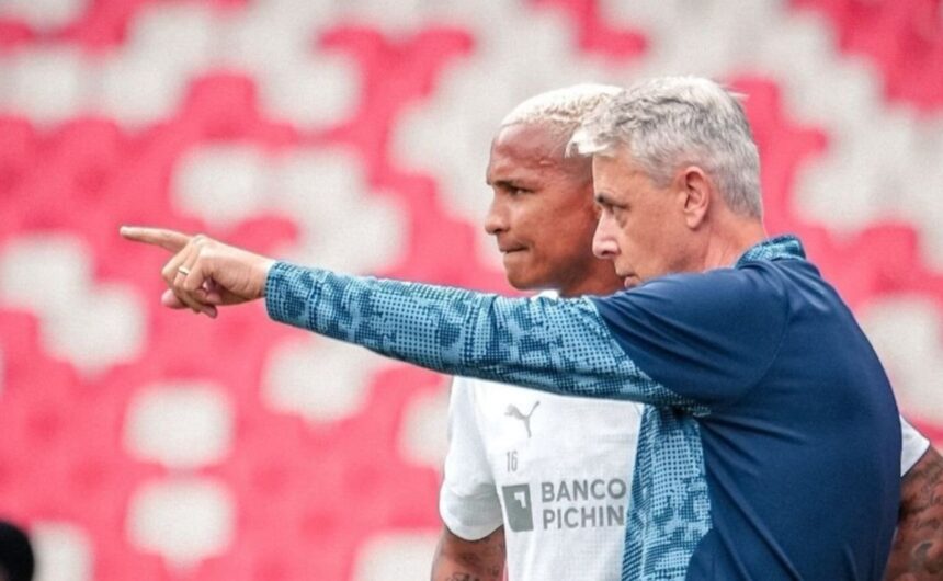 Liga de Quito descarta dos refuerzos pese a pedido La dirigencia de Liga de Quito confirmó que no contratará a dos futbolistas que eran solicitados por la fanaticada para reforzar al equipo en 2024.