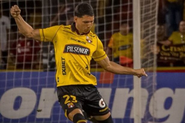 Los senalados de la derrota de Barcelona contra Ar La derrota de Barcelona SC ante Argentinos Juniors dejó un clima de tensión y duras críticas de los fanáticos hacia el rendimiento de varios jugadores.