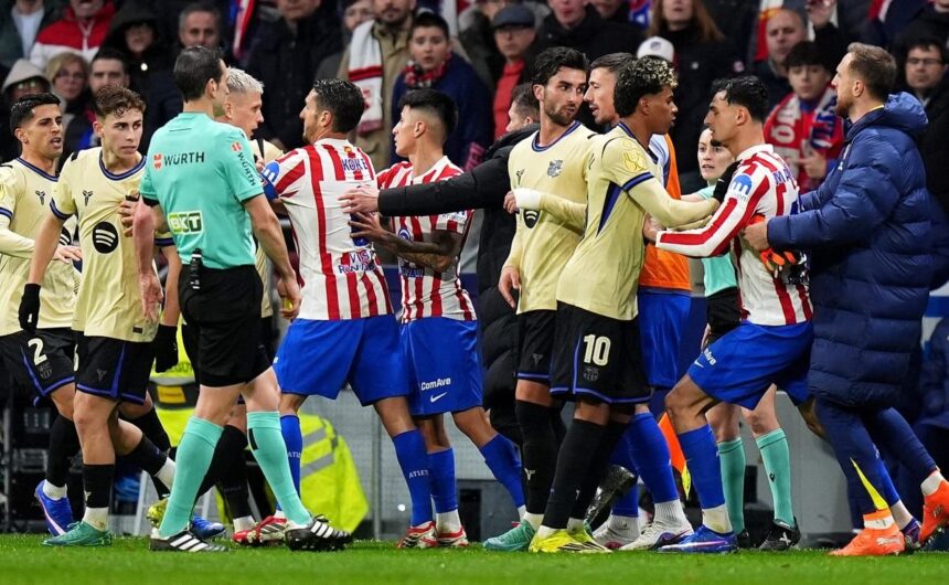 Maxima tension en la previa del Barcelona vs. Atle El choque de vuelta por la Copa del Rey entre Barcelona y Atlético de Madrid en el Camp Nou fue declarado de alto riesgo por las autoridades locales.