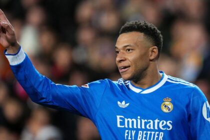 Mbappe y Luis Suarez unicos en marcar 23 goles en Kylian Mbappé alcanza los 23 goles en 23 fechas en España, una marca que solo Luis Suárez, Messi y Cristiano Ronaldo habían logrado registrar anteriormente.