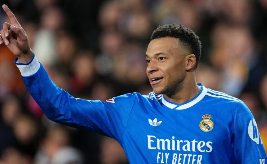 Mbappe y Luis Suarez unicos en marcar 23 goles en Kylian Mbappé alcanza los 23 goles en 23 fechas en España, una marca que solo Luis Suárez, Messi y Cristiano Ronaldo habían logrado registrar anteriormente.