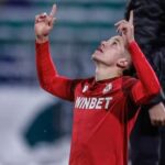 Ni James ni Luis Diaz el colombiano que se postul Un talento colombiano brilla en la liga de Bulgaria con una anotación espectacular que se perfila como firme candidata al prestigioso premio Puskas de la FIFA.