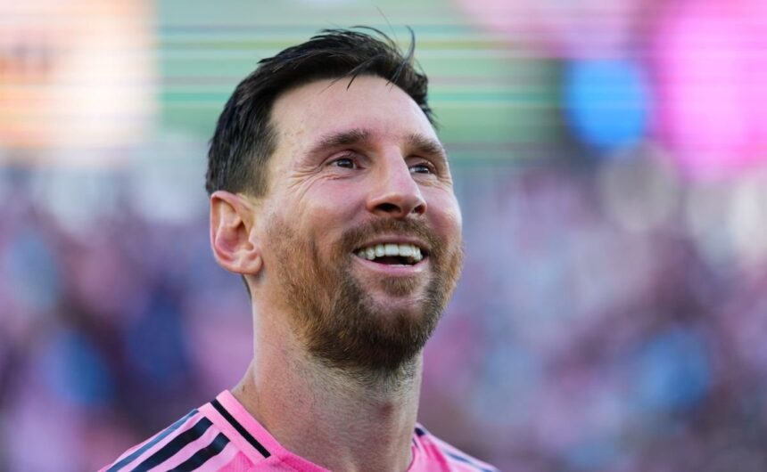 Sigue el efecto Messi Inter Miami ya es el club m Gracias al impacto de Lionel Messi, el Inter Miami alcanza una valoración histórica, convirtiéndose en el equipo más valioso de toda la MLS.