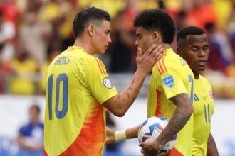 Sin James y Luis Diaz tercero El polemico Top 5 d El polémico ranking de los mejores futbolistas colombianos excluye a James Rodríguez y sitúa a Luis Díaz en el podio histórico.