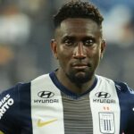 VIDEO Eryc Castillo recibio indignantes comentar El extremo tricolor Eryc Castillo fue víctima de ataques discriminatorios por parte de un periodista peruano. El hecho generó indignación total en Ecuador.