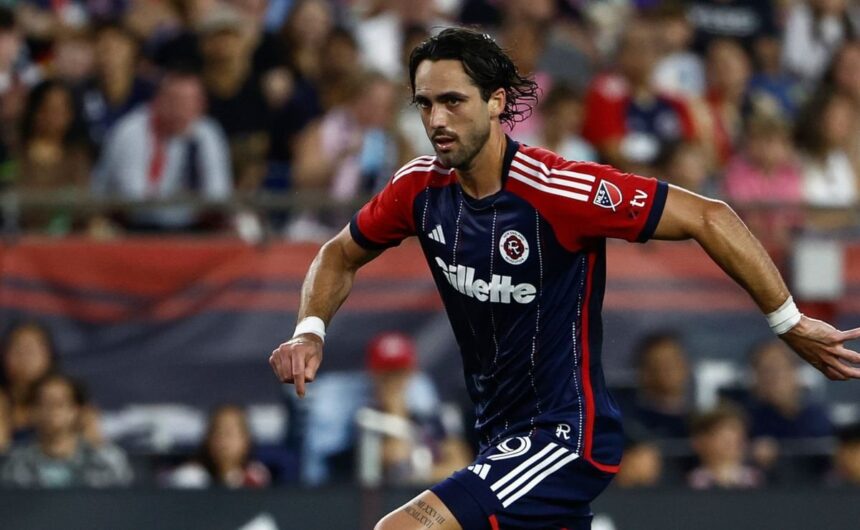 VIDEO Pide Mundial Leonardo Campana marca un nu El delantero ecuatoriano Leonardo Campana brilló con dos goles ante el New England, enviando un mensaje claro para ser convocado a la Selección de Ecuador.