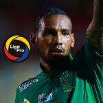 Vinicio Angulo no esta retirado y ahora firmaria p El experimentado delantero Vinicio Angulo descarta el retiro y se prepara para un nuevo desafío profesional en el fútbol ecuatoriano durante este 2024.