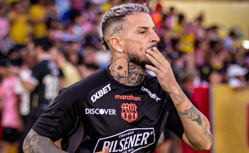 Ya hizo gol Benedetto volvio a jugar un partido a El delantero argentino Darío Benedetto continúa con su puesta a punto en Barcelona SC tras participar en un nuevo encuentro de preparación.