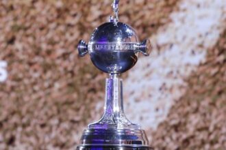 Asi quedaron los grupos de la Copa Libertadores tr Se revelaron los resultados del simulacro del sorteo de la Copa Libertadores, anticipando cruces emocionantes para los clubes del continente.
