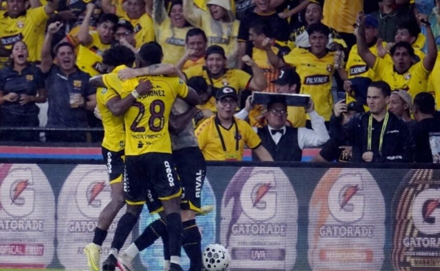 Barcelona SC Emelec Por este motivo confiscaron Descubre las razones legales que llevaron a la retención de la recaudación económica del Clásico entre Barcelona SC y Emelec en el Estadio Monumental.