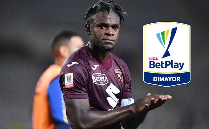 Bombazo Duvan Zapata dejaria Europa y lo ponen de El delantero colombiano **Duván Zapata** analiza su salida del fútbol italiano para concretar un sorpresivo retorno a la **Liga BetPlay** este año.