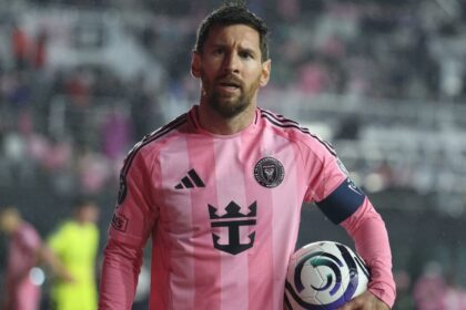 Brian Callaghan tecnico de Nashville le dedico u El estratega del Nashville SC, Brian Callaghan, destacó la jerarquía de Lionel Messi tras el reciente enfrentamiento en el torneo internacional.