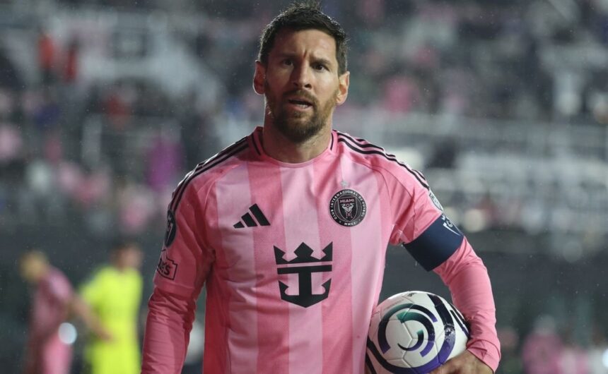 Brian Callaghan tecnico de Nashville le dedico u El estratega del Nashville SC, Brian Callaghan, destacó la jerarquía de Lionel Messi tras el reciente enfrentamiento en el torneo internacional.