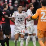 Brutal enojo de Kompany Luis Diaz sale expulsado El atacante Luis Díaz vio la tarjeta roja con el Bayern Múnich, provocando el brutal enojo del técnico Vincent Kompany en una jornada insólita en Alemania.