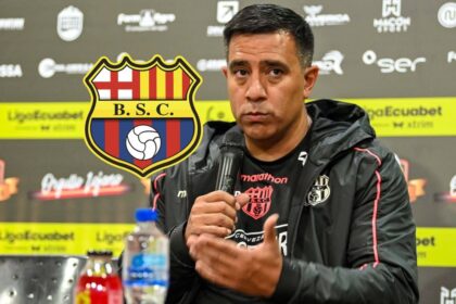 Cesar Farias toma una polemica decision tras las c El estratega venezolano César Farías responde a los cuestionamientos sobre el rendimiento de Barcelona SC con una medida que genera debate en el Astillero.