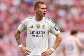 Cual es el futuro de Mastantuono en Real Madrid tr La joven promesa Franco Mastantuono quedó fuera de la convocatoria de Argentina, generando interrogantes sobre su inminente salto al Real Madrid.