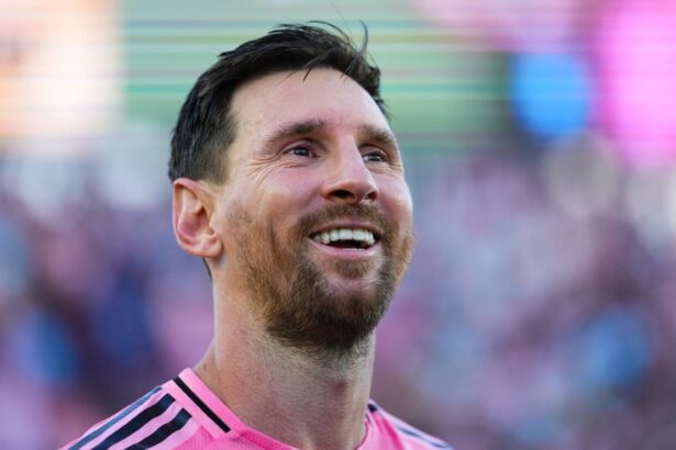 Interminable Messi ya supera su promedio de gol p Lionel Messi alcanza un promedio de gol superior en el Inter Miami comparado con su etapa en el FC Barcelona, marcando un hito histórico en la MLS.