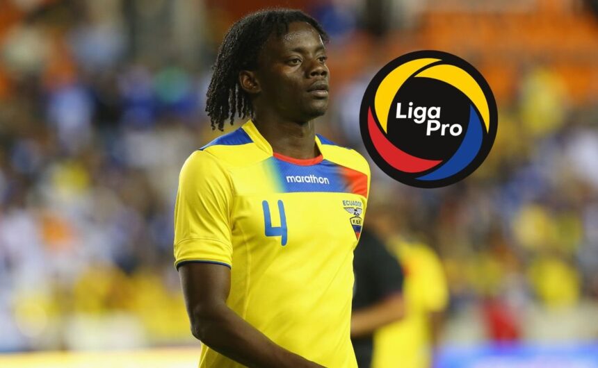 Llego a cobrar 800 mil dolares en Inglaterra y aho El mundialista ecuatoriano Juan Carlos Paredes, tras brillar en Inglaterra, define su futuro profesional y se integra a un nuevo equipo en el fútbol local.