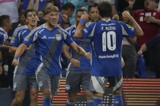 Los dos jugadores que volverian a Emelec los pidio El Club Sport Emelec analiza el retorno de dos futbolistas para fortalecer su plantilla. Descubre si fue una petición de Vicente Sánchez para el equipo.