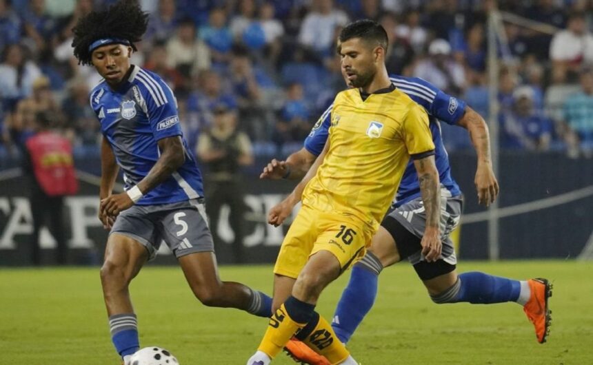 Los senalados por los hinchas de Emelec tras el em La afición eléctrica mostró su descontento tras la igualdad ante el cuadro cetáceo, señalando un bajo rendimiento que preocupa en la LigaPro.