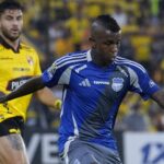 Miller Bolanos fue victima de insultos racistas en El fútbol ecuatoriano se ve empañado tras los ataques discriminatorios sufridos por el delantero Miller Bolaños durante su presencia en el Estadio Monumental.