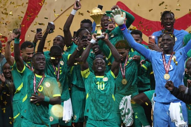 Primera respuesta de Senegal tras perder la Copa A La Selección de Senegal reaccionó con dureza tras la sanción administrativa que les quitó la victoria en la Copa de África, lanzando dardos a sus rivales.